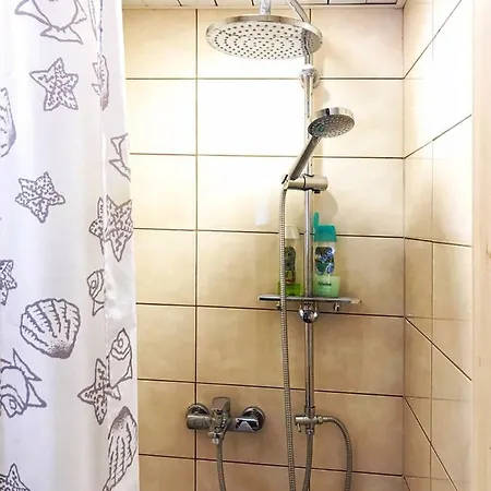 Apartment Riia 141 *